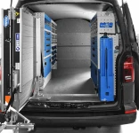 01_Transporter VW avec aménagement pour installations robots industriels, rampe fermée et pivotée 