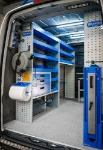 02_Paroi de gauche Sprinter avec compartiments spacieux pour objets encombrants, tiroirs et étagères