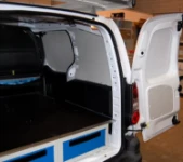 amenagement camion atelier CITROEN BERLINGO 2008 04c