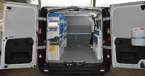 amenagement camionnette OPEL VIVARO 2014  L1 H1 10a