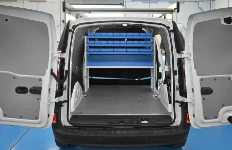 Aménagement NV250 au fond de l’espace de chargement