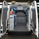Amenagement vehicules commerciaux NISSAN NV400 L2 H2 08a