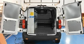 Amenagement vehicules utilitaires CITROEN JUMPY 2016 L2 H1 08a
