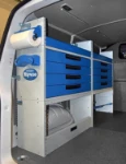 Armoire à tiroirs avec éléments métalliques pour Transporter