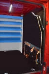 Détail accessoires arrimage chargement sur fourgon pour installations frigorifiques