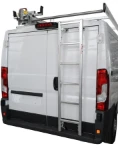 Échelle postérieure pour accéder au toit du Ducato
