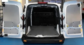 Plancher en bois marbré antiglisse pour nouveau Ford Connect 2013