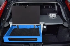 Punto van avec tiroir à écritoire intégrée