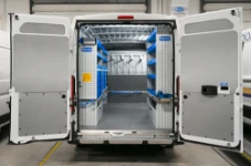 01_Aménagement pour maintenance système de distribution de bière sur Opel Movano L2 H2
