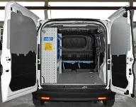 01_Doblò Fiat meublé par Syncro pour installation appareils ménagers encastrables