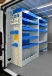 02 Ducato Fiat, paroi de gauche avec rayonnage et accessoires