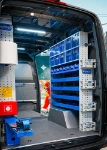 03_Sprinter avec étagères et bloc-tiroirs Multibox sur paroi de droite
