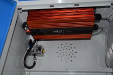 05_Onduleur installé dans l’armoire sur Ducato