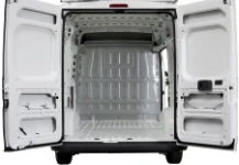 Fourgon sans protections internes