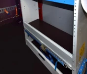 Plancher en bois dans NISSAN NV400