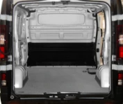 Plancher en bois lisse et sans zones faibles du Trafic Vivaro