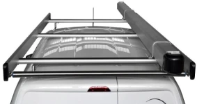 Porte-tubes sur toit du fourgon Courier Ford