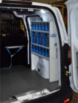 Tiroirs transparents à bord du Ford Courier 2014
