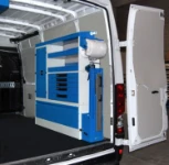Véhicule équipé par Syncro System pour les préposés à la maintenance des installations gaz œnologiques